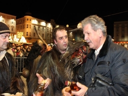 Adventmarkt Linz Hauptplatz