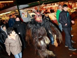 Adventmarkt Linz Volksgarten