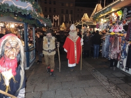 Adventmarkt Linz Hauptplatz