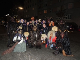 Linzer Perchten &amp; Urdrummer