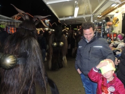 Adventmarkt Linz Volksgarten