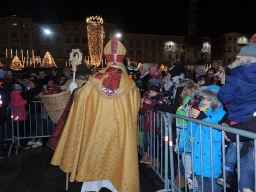 Adventmarkt Linz Hauptplatz