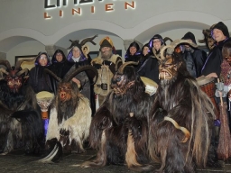 Adventmarkt Linz Hauptplatz