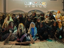 Adventmarkt Linz Hauptplatz