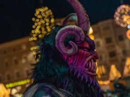 Adventmarkt Linz Hauptplatz
