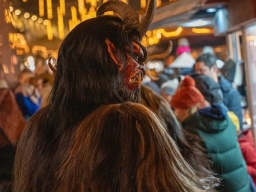Adventmarkt Linz Hauptplatz