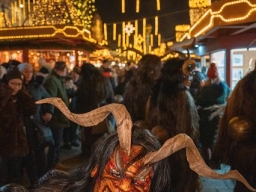 Adventmarkt Linz Hauptplatz