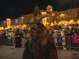 Adventmarkt Linz Hauptplatz