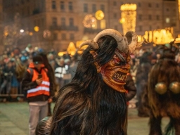 Adventmarkt Linz Hauptplatz