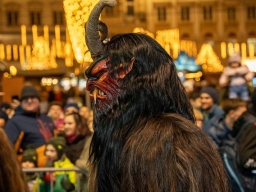 Adventmarkt Linz Hauptplatz