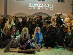 Adventmarkt Linz Hauptplatz