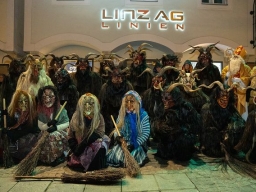Adventmarkt Linz Hauptplatz